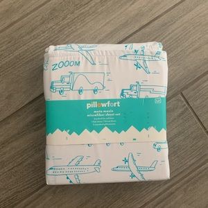 Pillowfort Moto Moxie Full Sheet Set